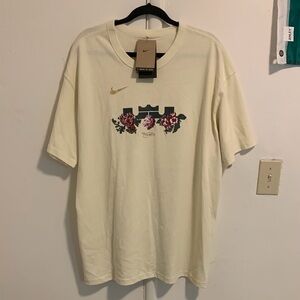 ⚡️Nike Men's LeBron cream basketball loose fit tee! NWT